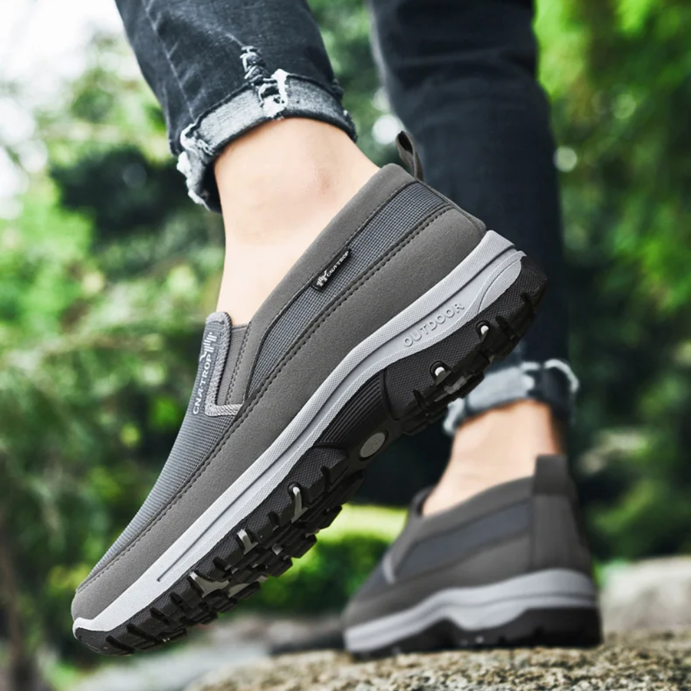 CnaTrop Men's Shoes - Light and Breathable for Walking